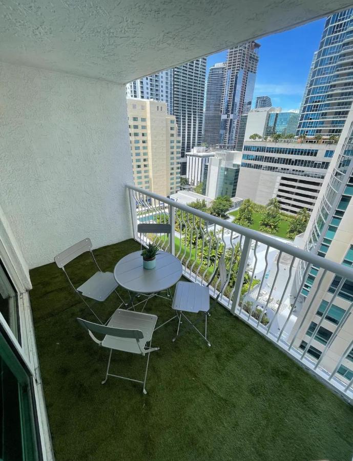 Studios In Brickell With Pool, Gym, Free Parking And Game Room Miami Buitenkant foto