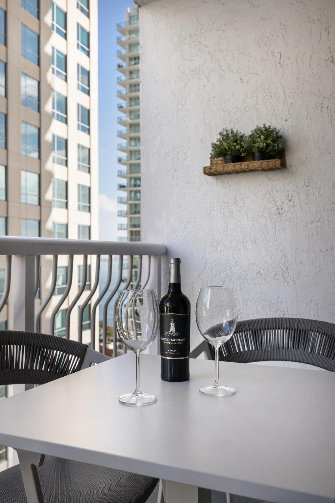 Studios In Brickell With Pool, Gym, Free Parking And Game Room Miami Kamer foto