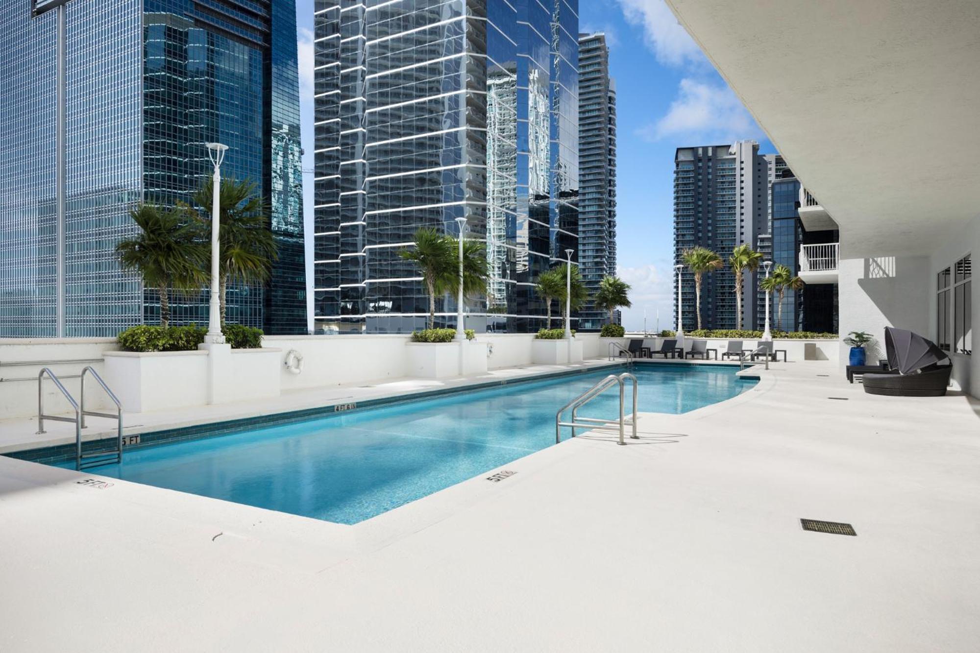 Studios In Brickell With Pool, Gym, Free Parking And Game Room Miami Buitenkant foto
